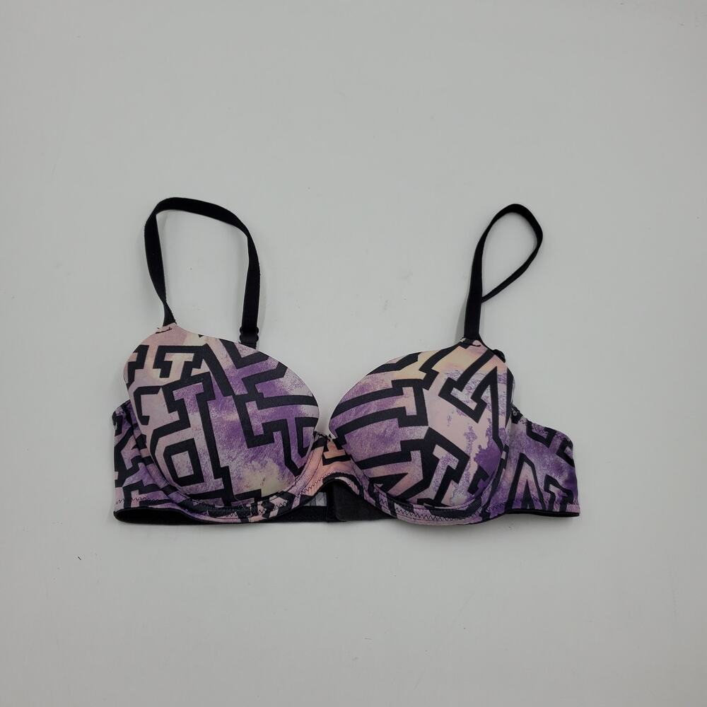 VS Pink Wear Everywhere Lightly Lined Bra 34A